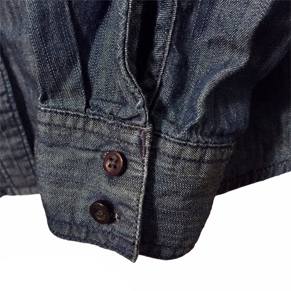 St. John’s Bay Chambray Button Down Shirt - Picture 4 of 5